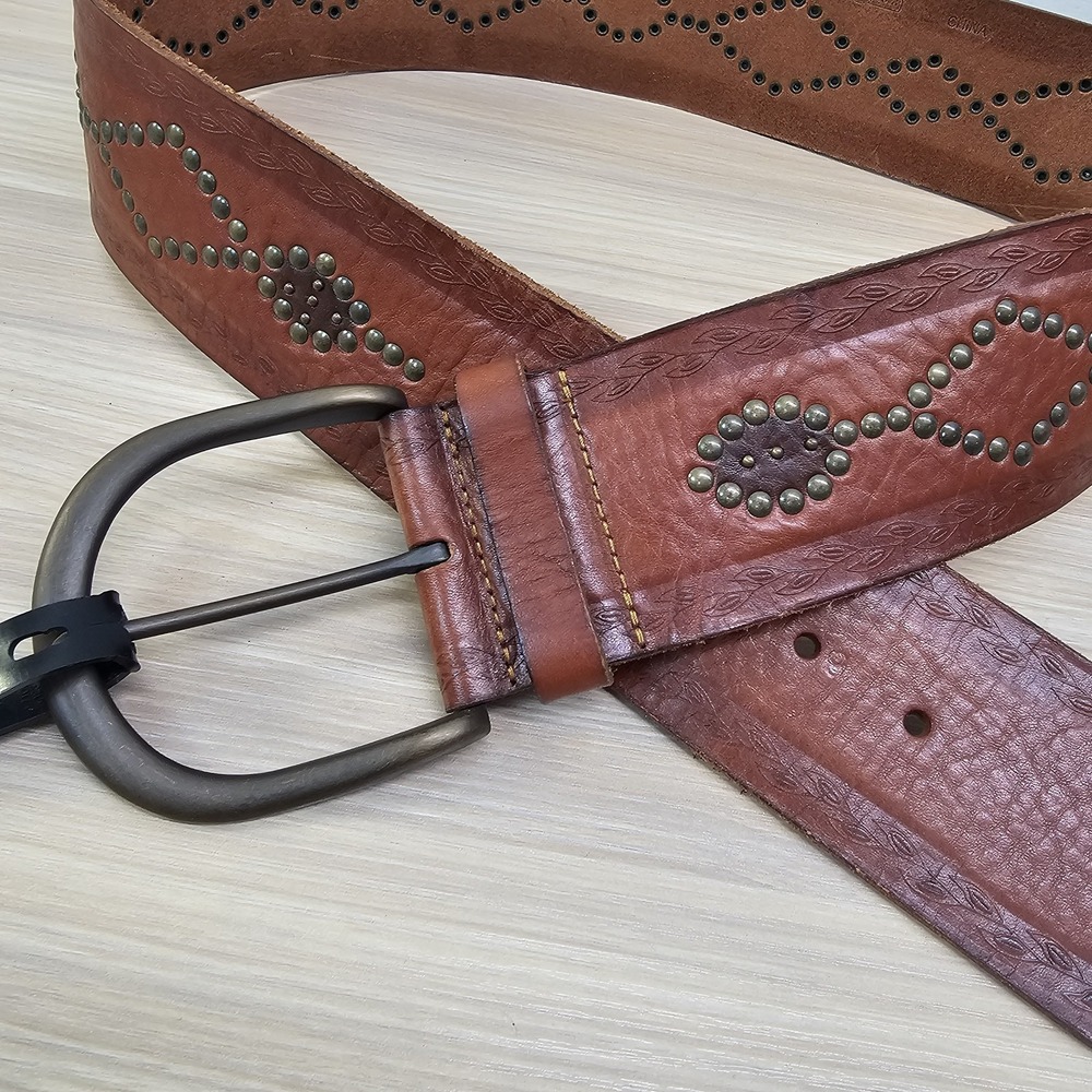 Western Boho Waist Belt Women M Brown FOSSIL Studded Tooled Leather Brass Buckle - Picture 7 of 13